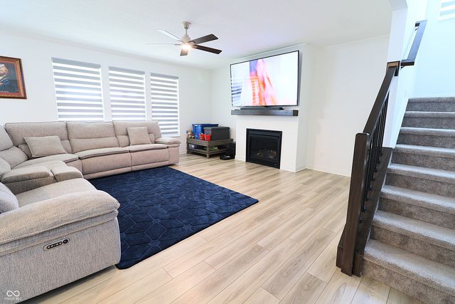 15329 Manderley Street, Fishers, IN 46040