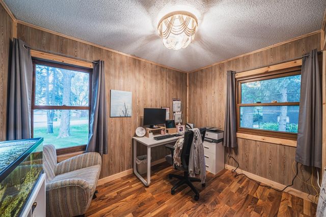 425 Shorewood Drive, Detroit Lakes, MN 56501