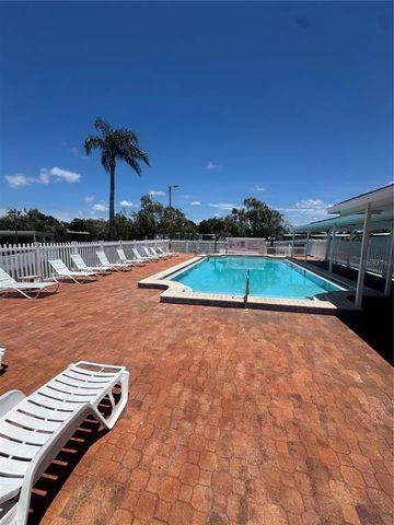 10213 S LAKE DRIVE 169, Largo, FL 33773
