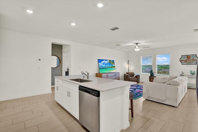 11307 LINDEN DEPOT ROAD, San Antonio, FL 33576