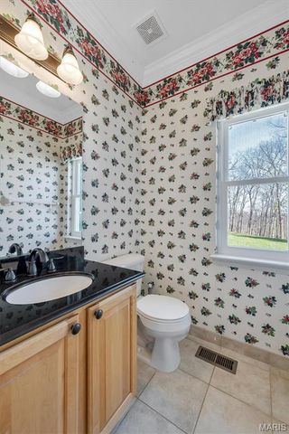 16923 Westridge Oaks Drive, Wildwood, MO 63040