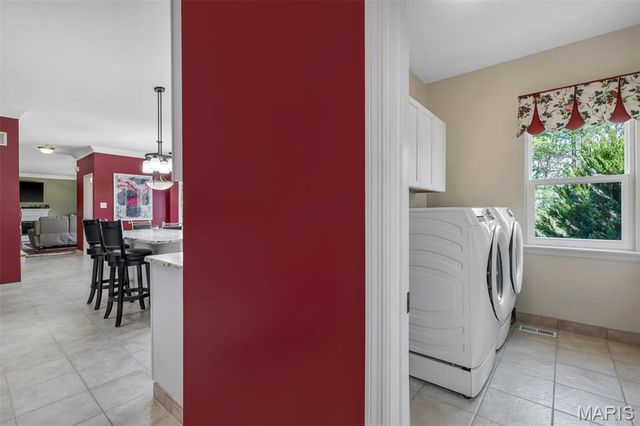 16923 Westridge Oaks Drive, Wildwood, MO 63040