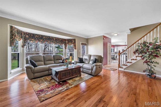 16923 Westridge Oaks Drive, Wildwood, MO 63040