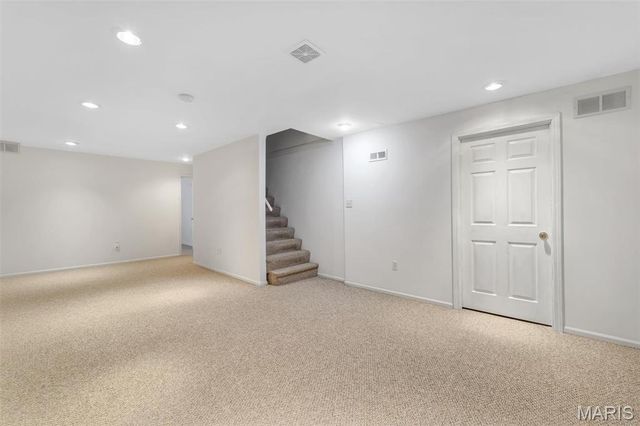 16923 Westridge Oaks Drive, Wildwood, MO 63040