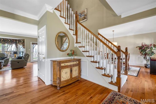 16923 Westridge Oaks Drive, Wildwood, MO 63040