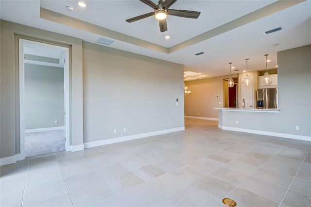 6094 MESA GLEN, Bradenton, FL 34203