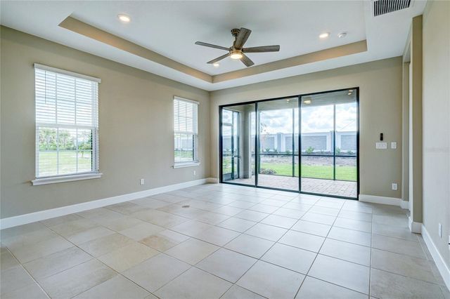 6094 MESA GLEN, Bradenton, FL 34203