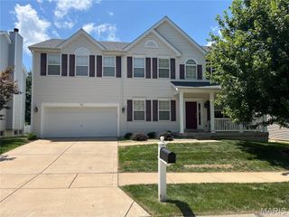 58 Fountainview Drive, St Charles, MO 63303