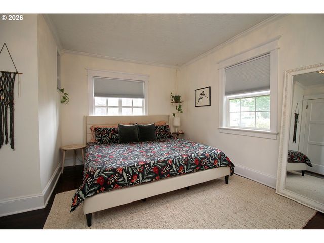 3149 Ne 103RD Pl, Portland, OR 97220