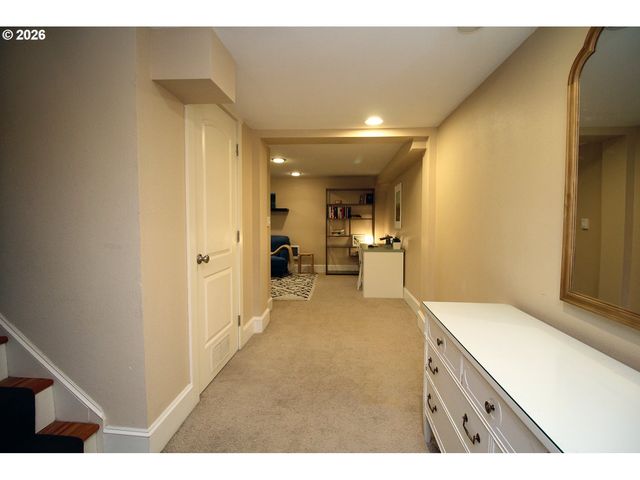 3149 Ne 103RD Pl, Portland, OR 97220