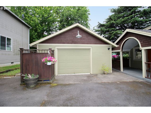 3149 Ne 103RD Pl, Portland, OR 97220