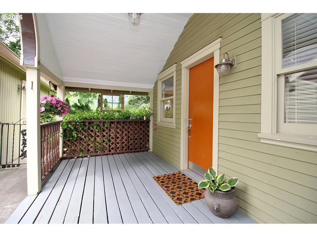 3149 Ne 103RD Pl, Portland, OR 97220