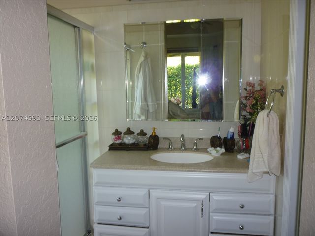 644 Conservation Dr, Weston, FL 33327