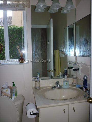 644 Conservation Dr, Weston, FL 33327