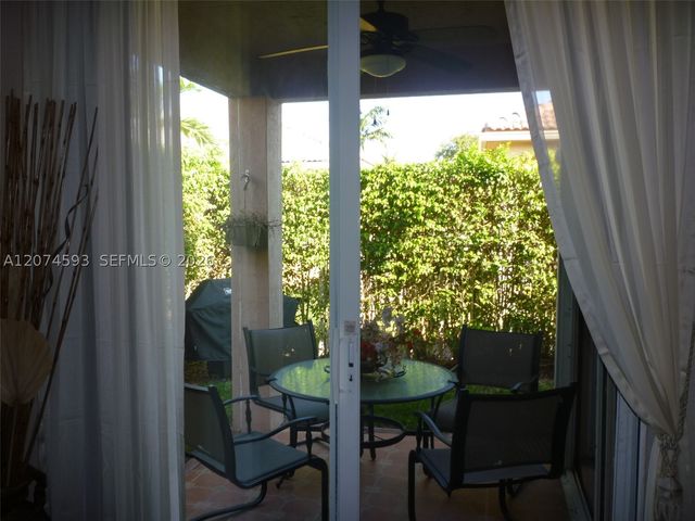 644 Conservation Dr, Weston, FL 33327