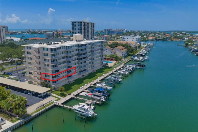 223 ISLAND WAY 2E, Clearwater Beach, FL 33767