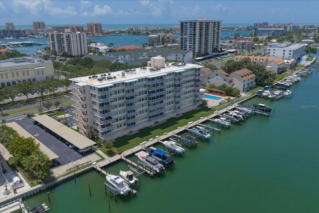 223 ISLAND WAY 2E, Clearwater Beach, FL 33767