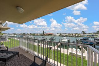 223 ISLAND WAY 2E, Clearwater Beach, FL 33767