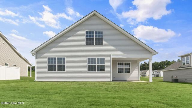 820 Fernwind Circle, Aberdeen, NC 28315