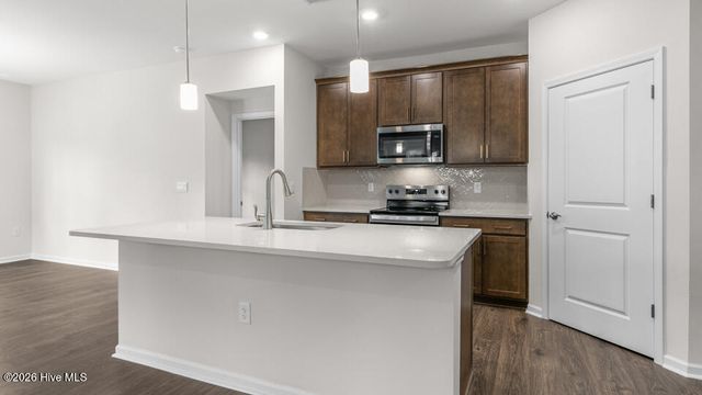 820 Fernwind Circle, Aberdeen, NC 28315