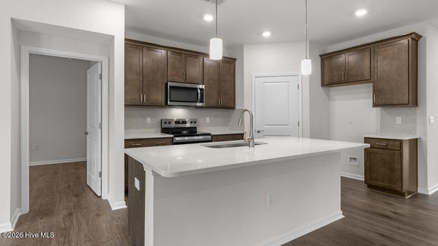820 Fernwind Circle, Aberdeen, NC 28315