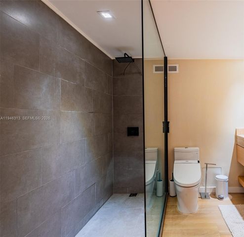 2301 Collins Ave 719, Miami Beach, FL 33139