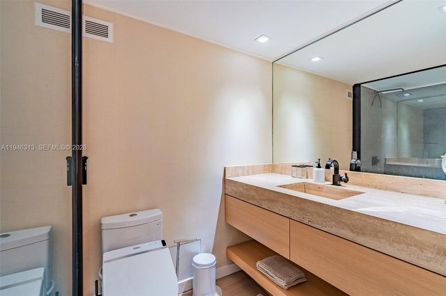 2301 Collins Ave 719, Miami Beach, FL 33139