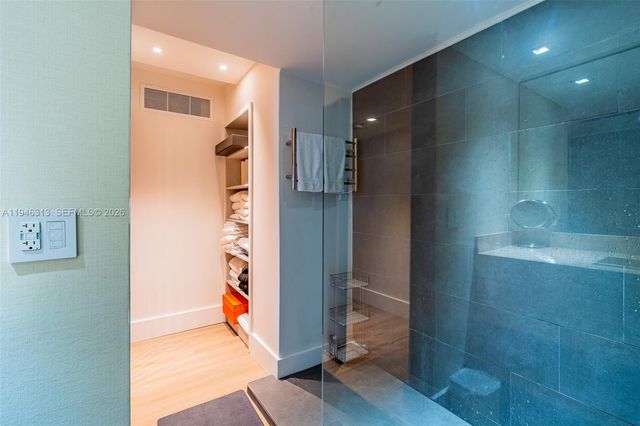 2301 Collins Ave 719, Miami Beach, FL 33139