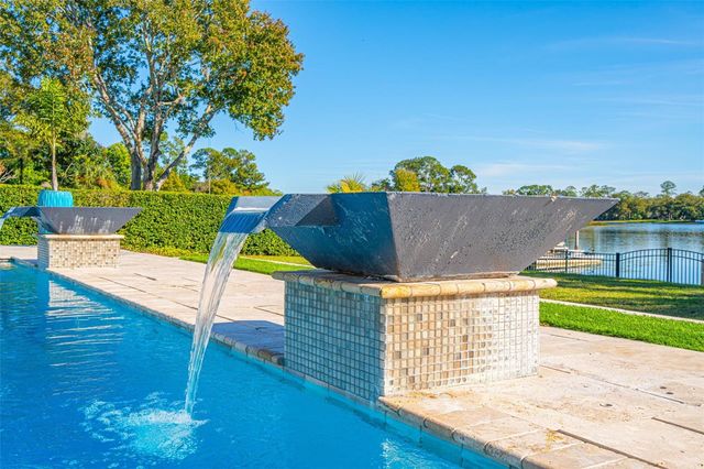 131 CALM WATER COVE, Lake Mary, FL 32746