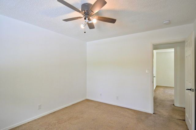 611 Needmore Rd, Clarksville, TN 37040