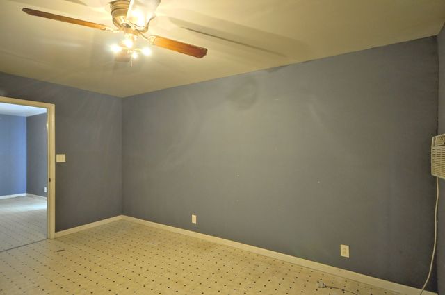 611 Needmore Rd, Clarksville, TN 37040