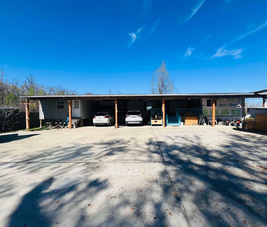 39288 W Worthey Rd, Gonzales, LA 70737