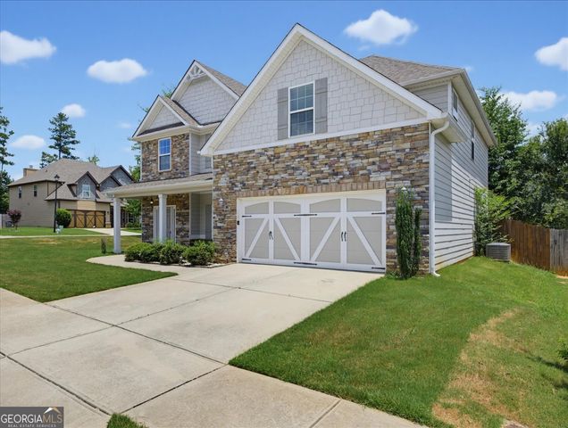 15 Hughston Walk, Newnan, GA 30263