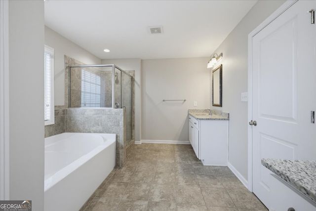 15 Hughston Walk, Newnan, GA 30263