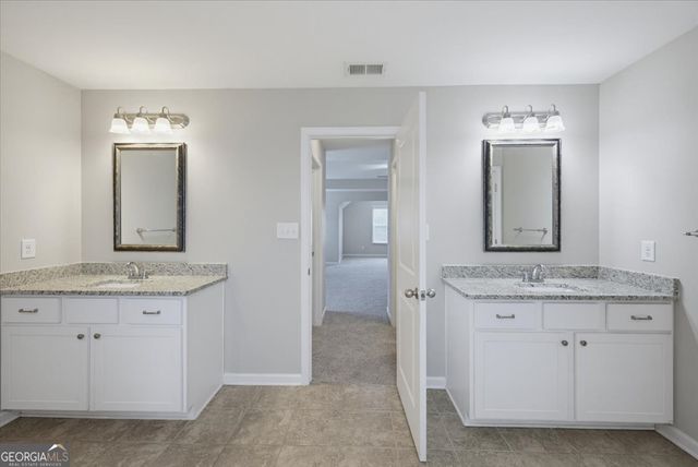 15 Hughston Walk, Newnan, GA 30263