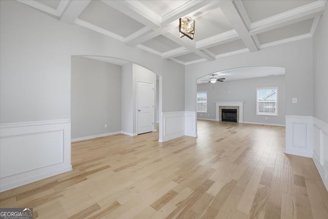 15 Hughston Walk, Newnan, GA 30263