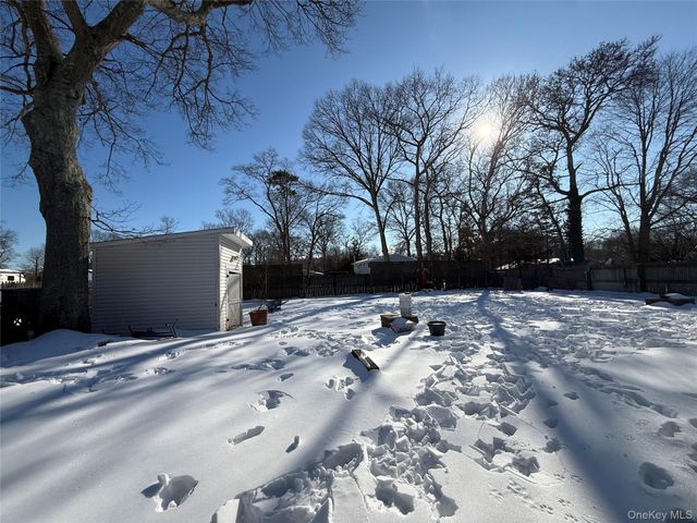 78 Division Street, Holtsville, NY 11742