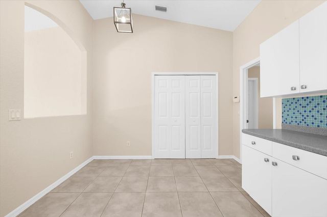 9660 MIAMI CIRCLE, Port Charlotte, FL 33981