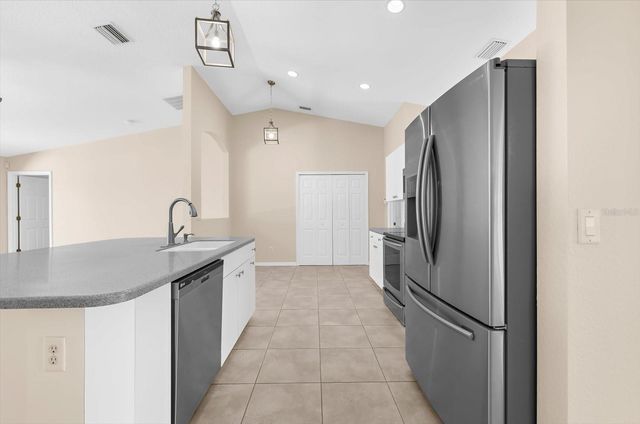 9660 MIAMI CIRCLE, Port Charlotte, FL 33981