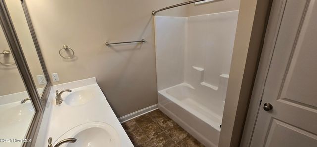 102 Ironwood Drive, Greenville, NC 27834