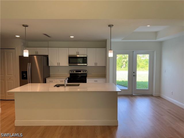 1672 Nordendale BLVD, North Port, FL 34288