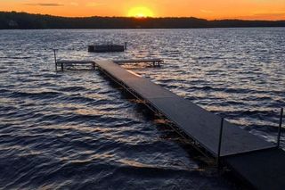 20 Lakewood Dr, Mashpee, MA 02649