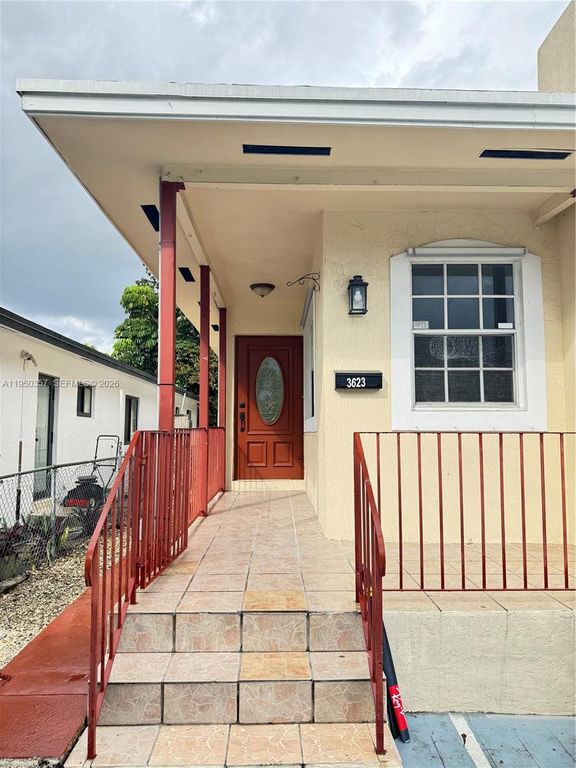 3623 SW 5th Ter 3623, Miami, FL 33135