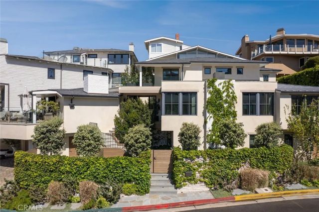 27 Emerald Bay, Laguna Beach, CA 92651