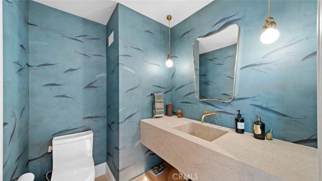 27 Emerald Bay, Laguna Beach, CA 92651