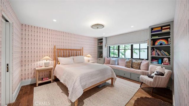 27 Emerald Bay, Laguna Beach, CA 92651