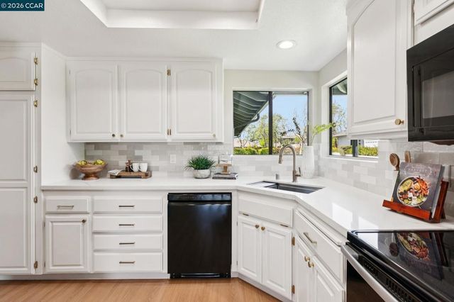 1864 Saint George Rd, Danville, CA 94526