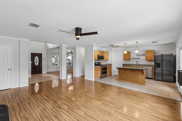 2824 High Pointe Boulevard, Mckinney, TX 75071
