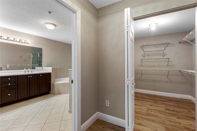 8395 SW 73rd Ave 105, Miami, FL 33143