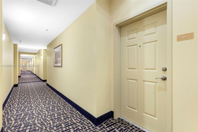 8395 SW 73rd Ave 105, Miami, FL 33143